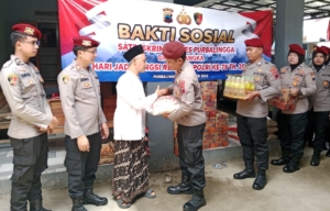 Kegiatan bakti sosial dipimpin langsung oleh Kasat Reskrim Polres Purbalingga