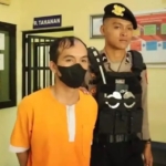 Korban dalam peristiwa ini merupakan rekan kerja pelaku yang sama-sama menjabat sebagai perangkat Desa