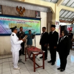 Perangkat desa harus mampu bekerja maksimal, bertanggung jawab, dan menjadi teladan di tengah masyarakat