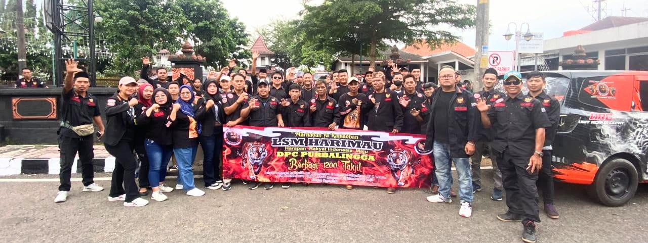 LSM Harimau DPC Purbalingga Bagikan 1.200 Takjil di Alun-Alun, Wujud Kepedulian Sosial di Bulan Ramadhan