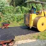 Pengaspalan Jalan Desa Langgar Tingkatkan Akses dan Mobilitas Ekonomi Warga