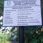 Pengaspalan Jalan Desa Langgar Tingkatkan Akses dan Mobilitas Ekonomi Warga