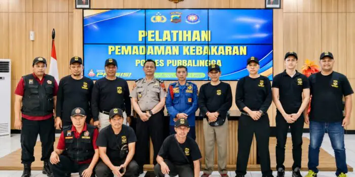 Gabungan Pelatihan Pemadaman Kebakaran di Mapolres Purbalingga