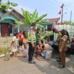 Polsek Kemangkon Salurkan Bantuan Air Bersih untuk Warga Desa Kalialang