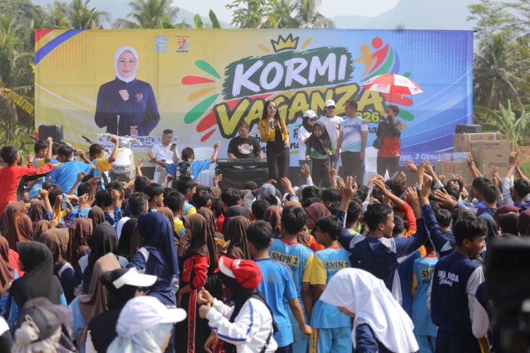 RIBUAN WARGA PADATI LAPANGAN MEKAR JAYA, KORMI VAGANZA 2026 SUKSES GEBRAK BOBOTSARI